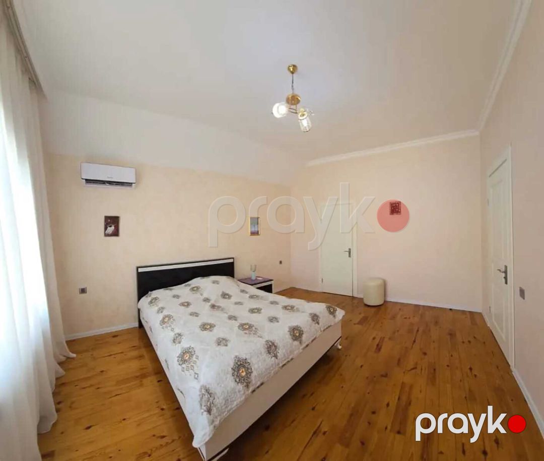 Satılır 6 otaqlı həyət evi/bağ evi 200 m² — Ev, villa, Bakı (9)