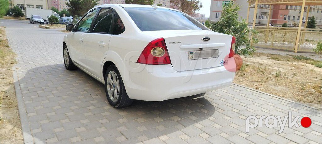 Ford Focus, 1.6 L, 2010 il, 271 000 km — Avtomobillər, Bakı (4)