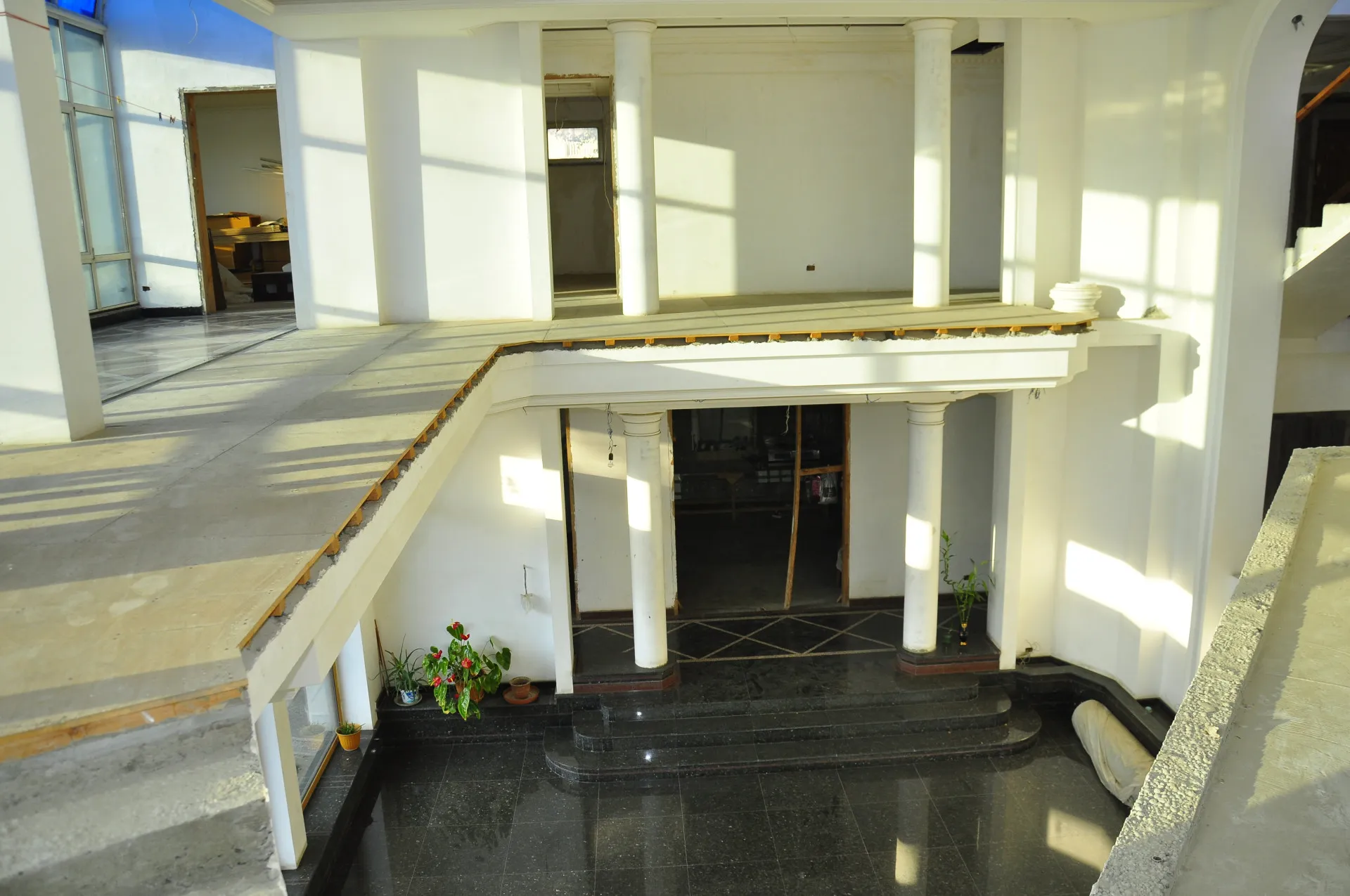 Gənclik m.st, 10 otaqlı Villa satılır - 570 m², 3 mərtəbə, 12 sot — Ev, villa, Bakı (2)