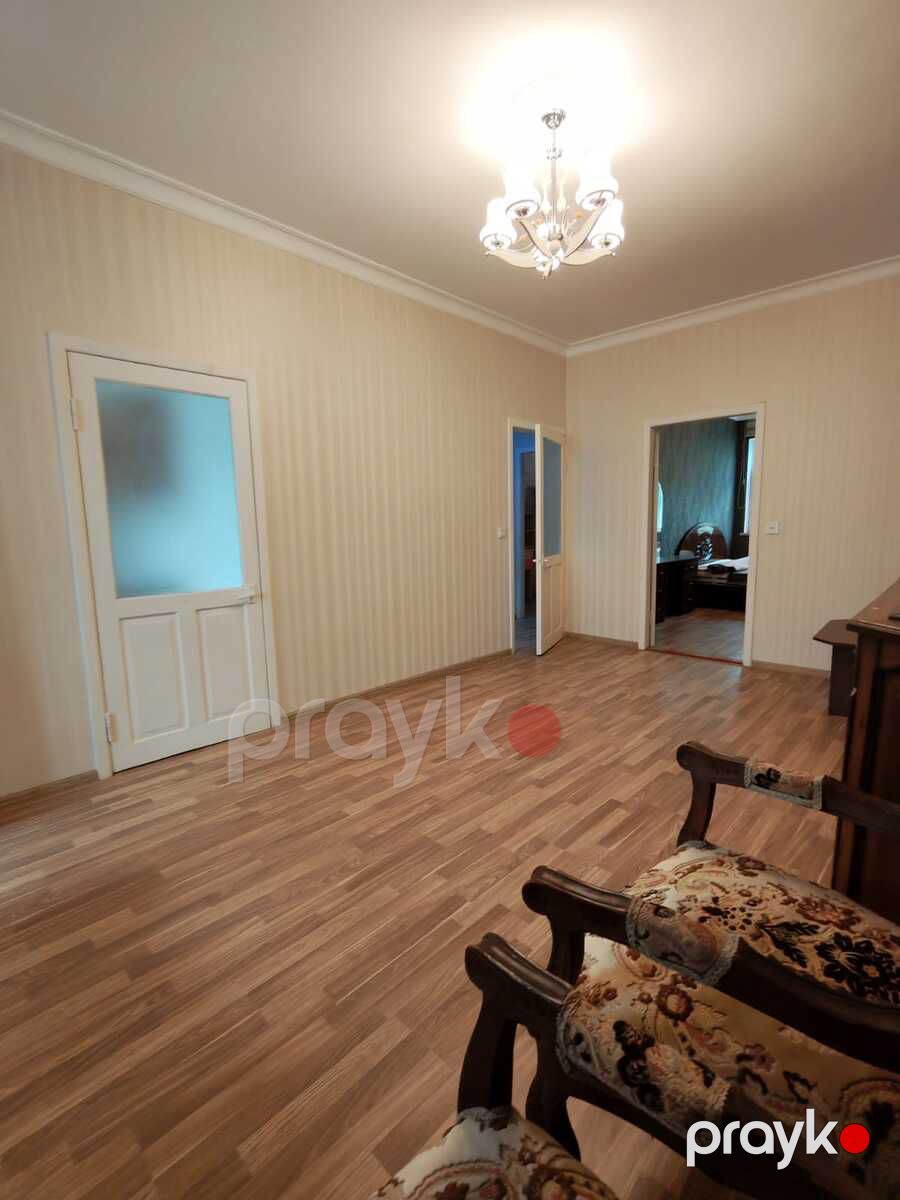 Satılır 3 otaqlı köhnə tikili 72 m² — Mənzil, Bakı (8)