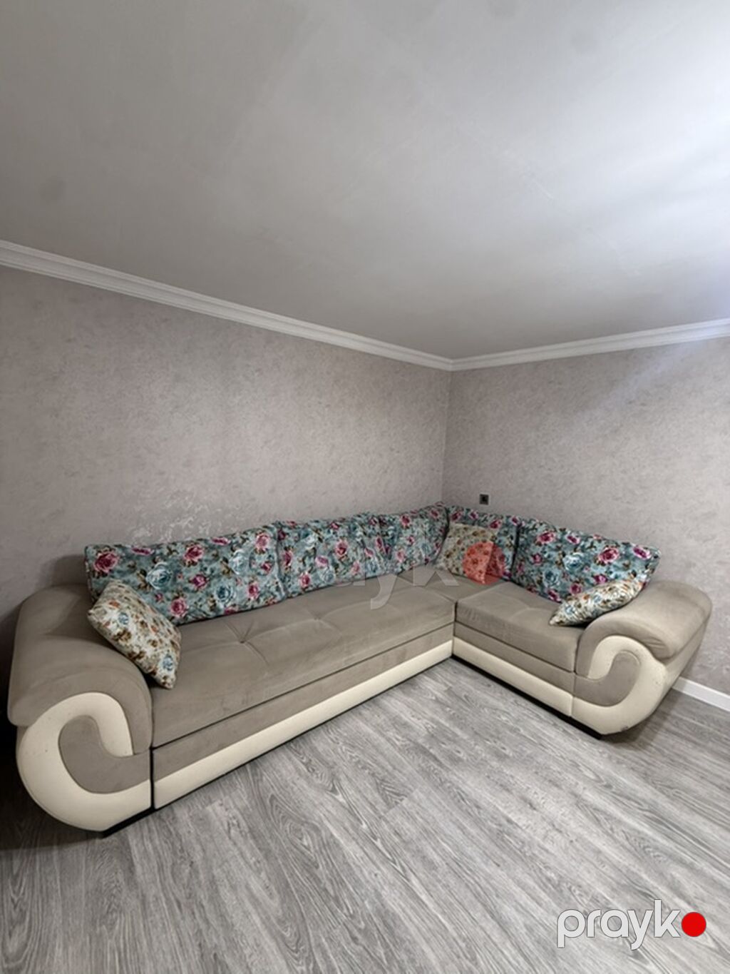 Künc divan dəsti və pouf/çoxfunksiyalı masa - Künc forması: L-tip — Yumşaq mobilya dəstləri, Xırdalan (7)