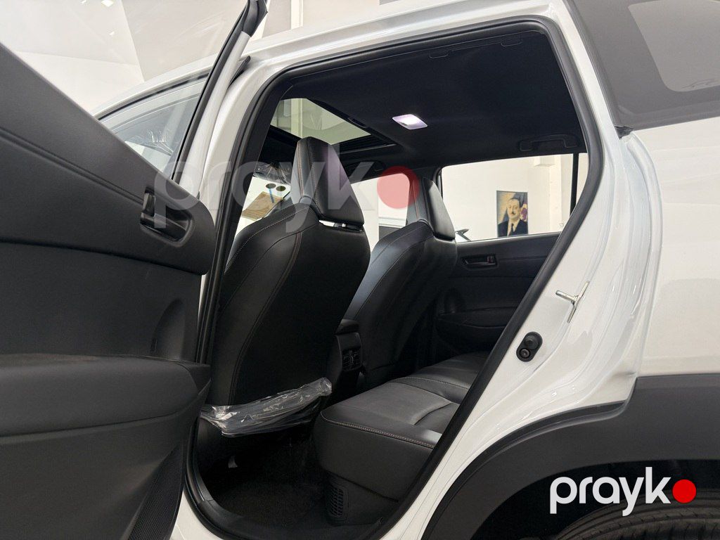 Toyota Corolla Cross, 2.0 L, 1.31 kWh, 2026 il, yeni — Avtomobillər, Bakı (11)