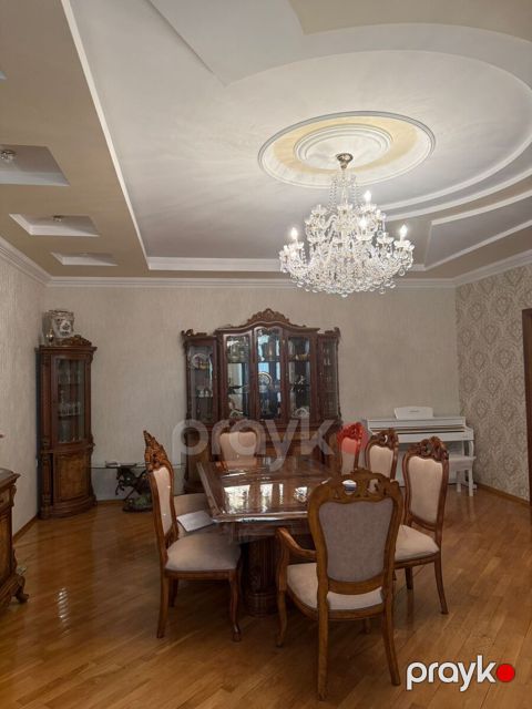 Satılır 4 otaqlı yeni tikili 185 m² — Bakı