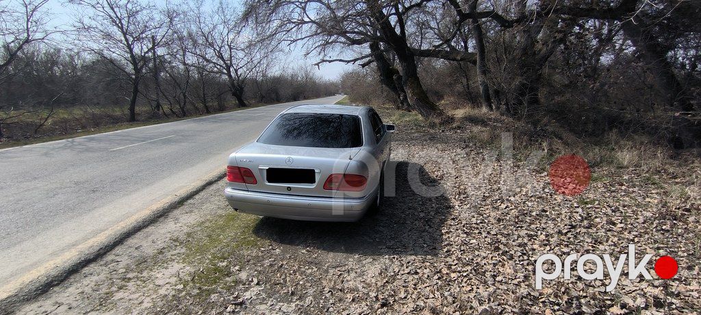 Mercedes E 230, 2.3 L, 1996 il, 260 513 km — Avtomobillər, Xaçmaz (6)