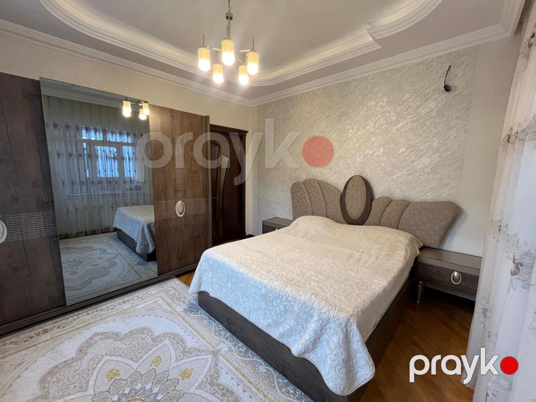 Satılır 5 otaqlı həyət evi/bağ evi 300 m² — Ev, villa, Bakı (9)