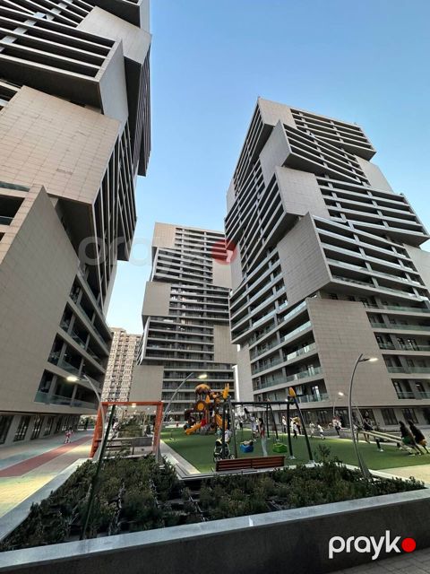 Satılır 3 otaqlı yeni tikili 145 m² — Bakı