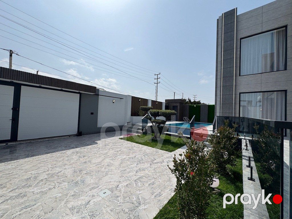 Satılır 4 otaqlı həyət evi/bağ evi 250 m² — Ev, villa, Bakı (6)