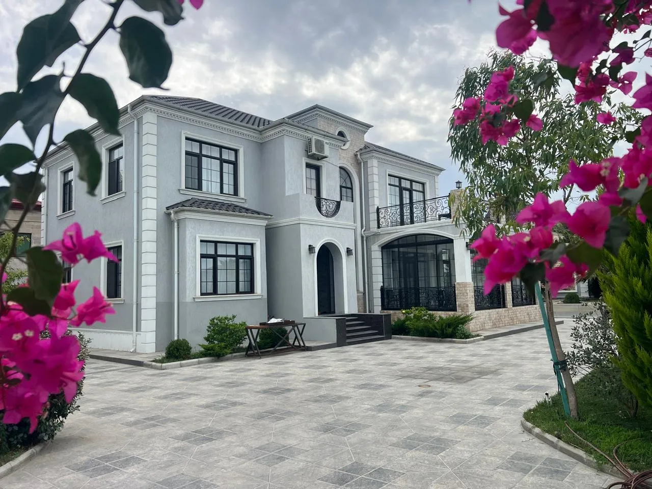 Bilgəh, 7 otaqlı Villa satılır - 280 m², 2 mərtəbə, 10 sot — Bakı