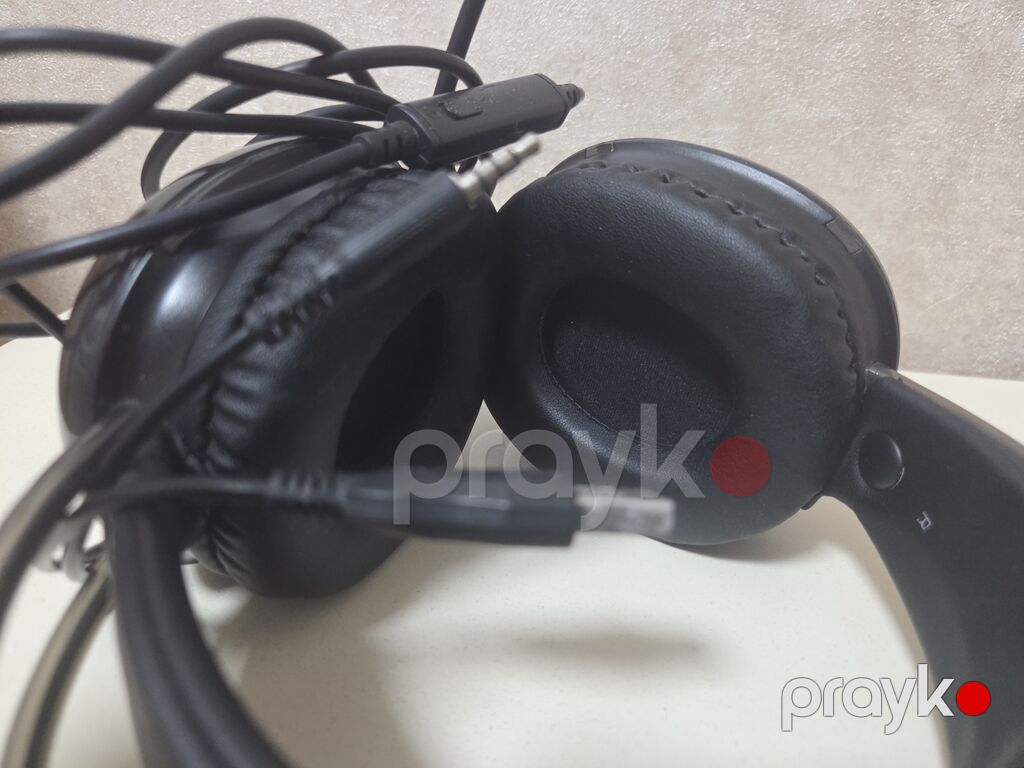 RGB işıqlı qulaqlıq və mikrofonlu headset - Üst-üstə tam ölçülü — Səs texnikası, Bakı (2)