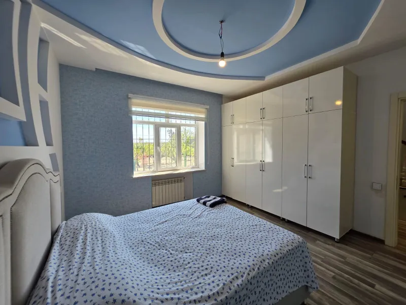 Koroğlu m.st, 5 otaqlı Həyət evi satılır - 200 m², 2 mərtəbə, 22 sot — Ev, villa, Bakı (9)