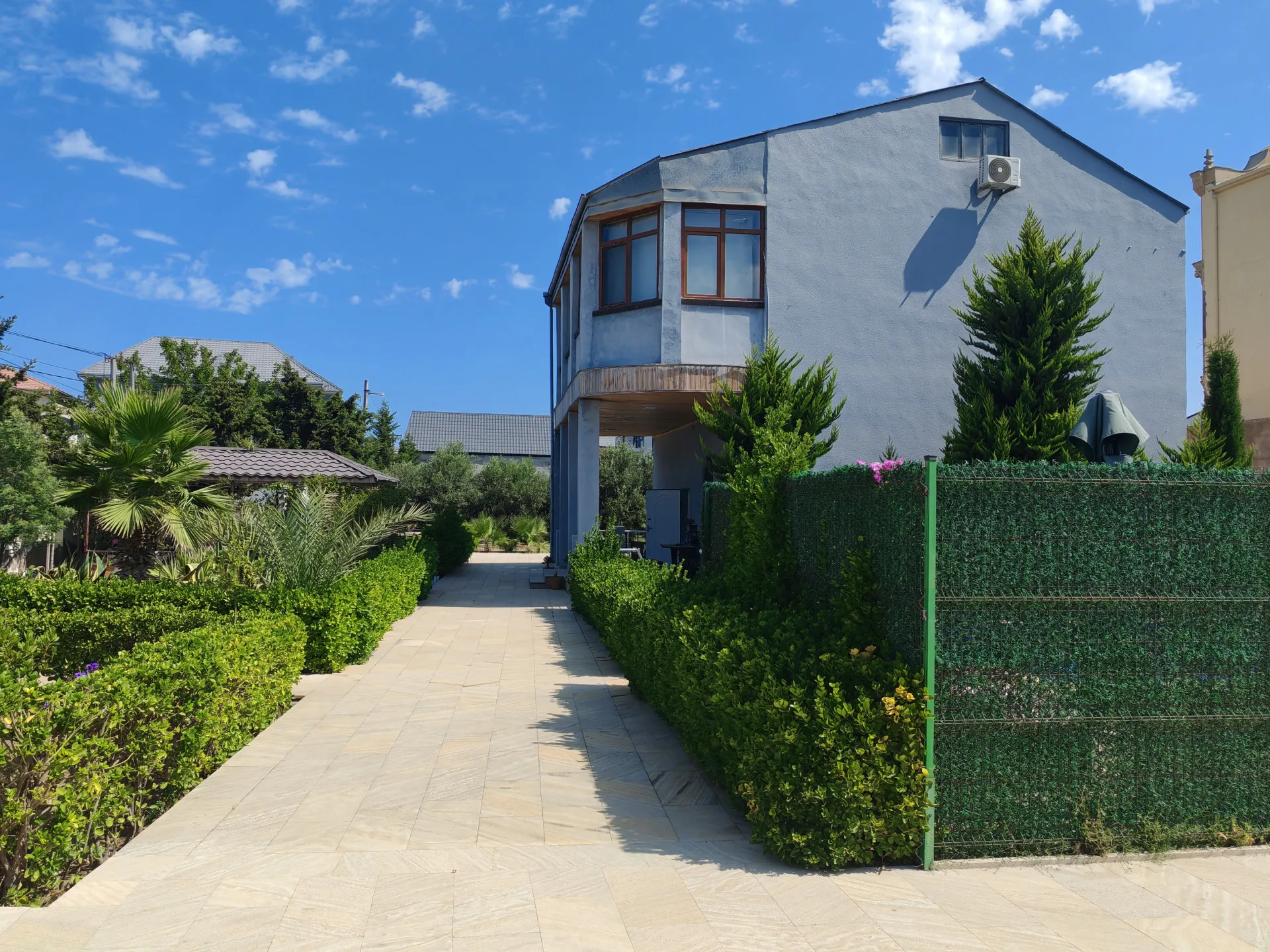 Şüvəlan, 4 otaqlı Həyət evi satılır - 166 m², 2 mərtəbə, 18 sot — Bakı
