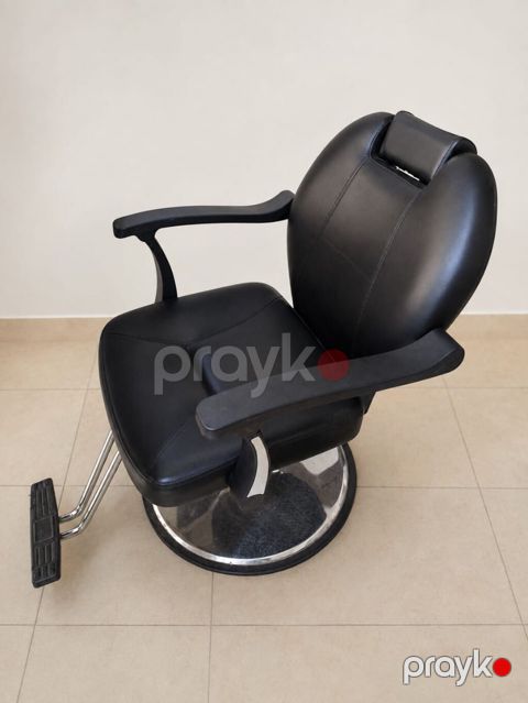 Kreslo 330 Azn yenidir.Çox az istifadə olunub yeni kimidir.Təcili — Bakı