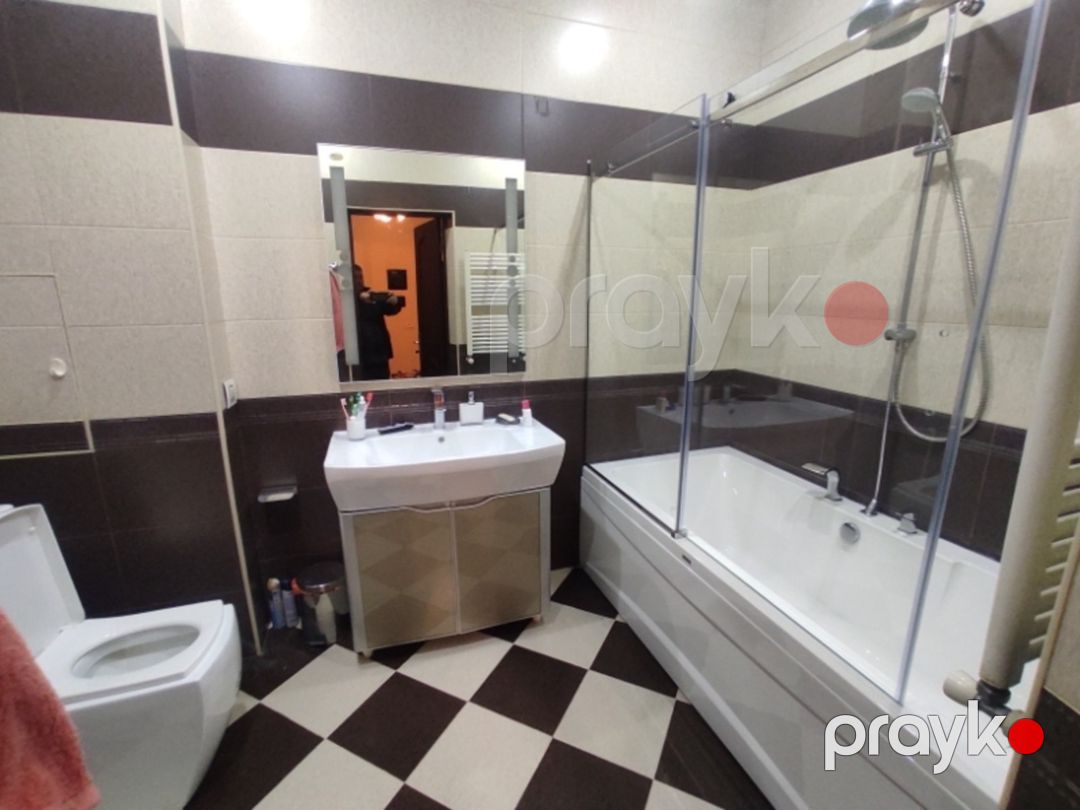 Satılır 4 otaqlı köhnə tikili 180 m² — Mənzil, Bakı (9)