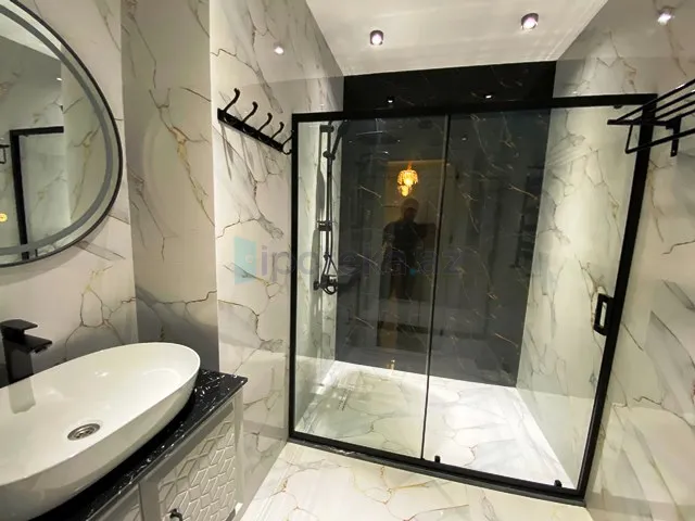 Satılır: 3 Otaq, Yeni tikili, Nizami r., 8-ci km q., 140.00 m² — Mənzil, Bakı (2)