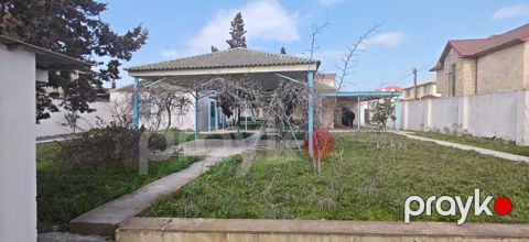 Satılır 5 otaqlı həyət evi/bağ evi 200 m² — Bakı