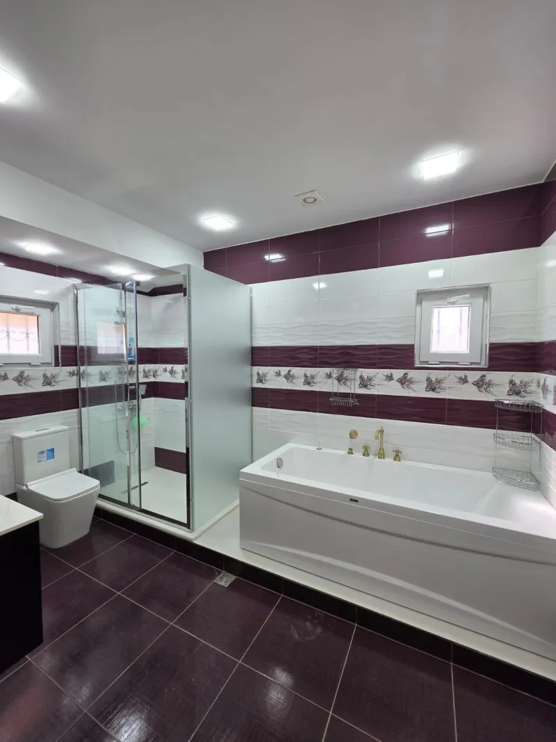 Koroğlu m.st, 5 otaqlı Həyət evi satılır - 200 m², 2 mərtəbə, 22 sot — Ev, villa, Bakı (4)
