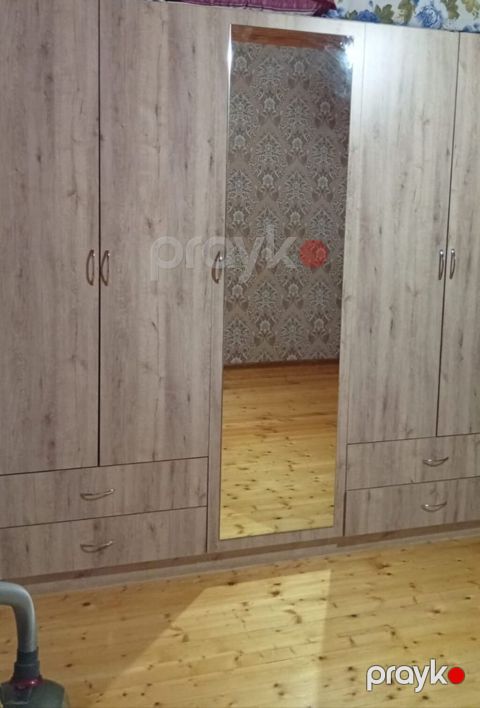 Dolab satilir 230azn. Olcu 2.40m x0.70mx2.00 m. Unvan Buzovna — Bakı