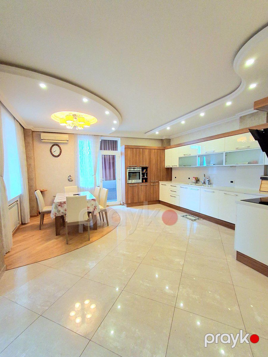 Satılır 5 otaqlı yeni tikili 250 m² — Mənzil, Bakı (3)