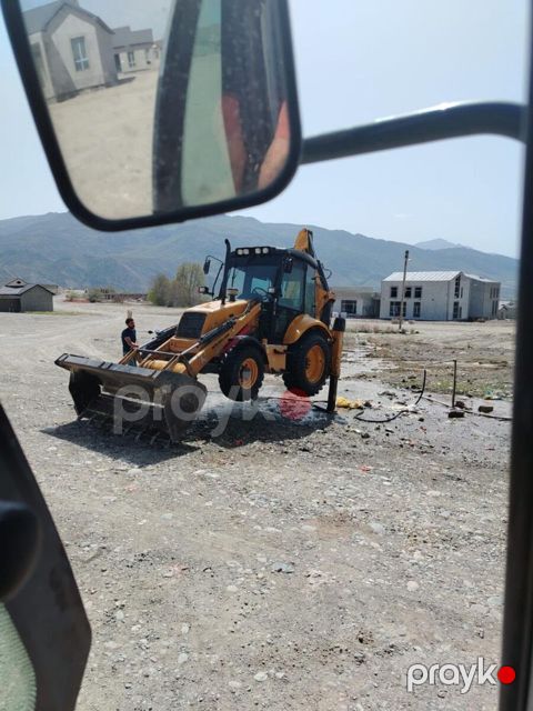 Traktor New Holland, 2008 il — Saatlı