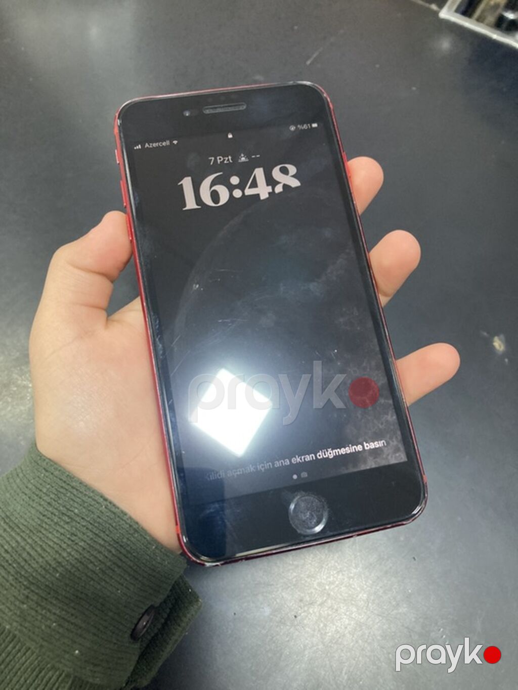 IPhone 8 Plus, Qırmızı, Barmaq izi — Apple iPhone, Xaçmaz (7)