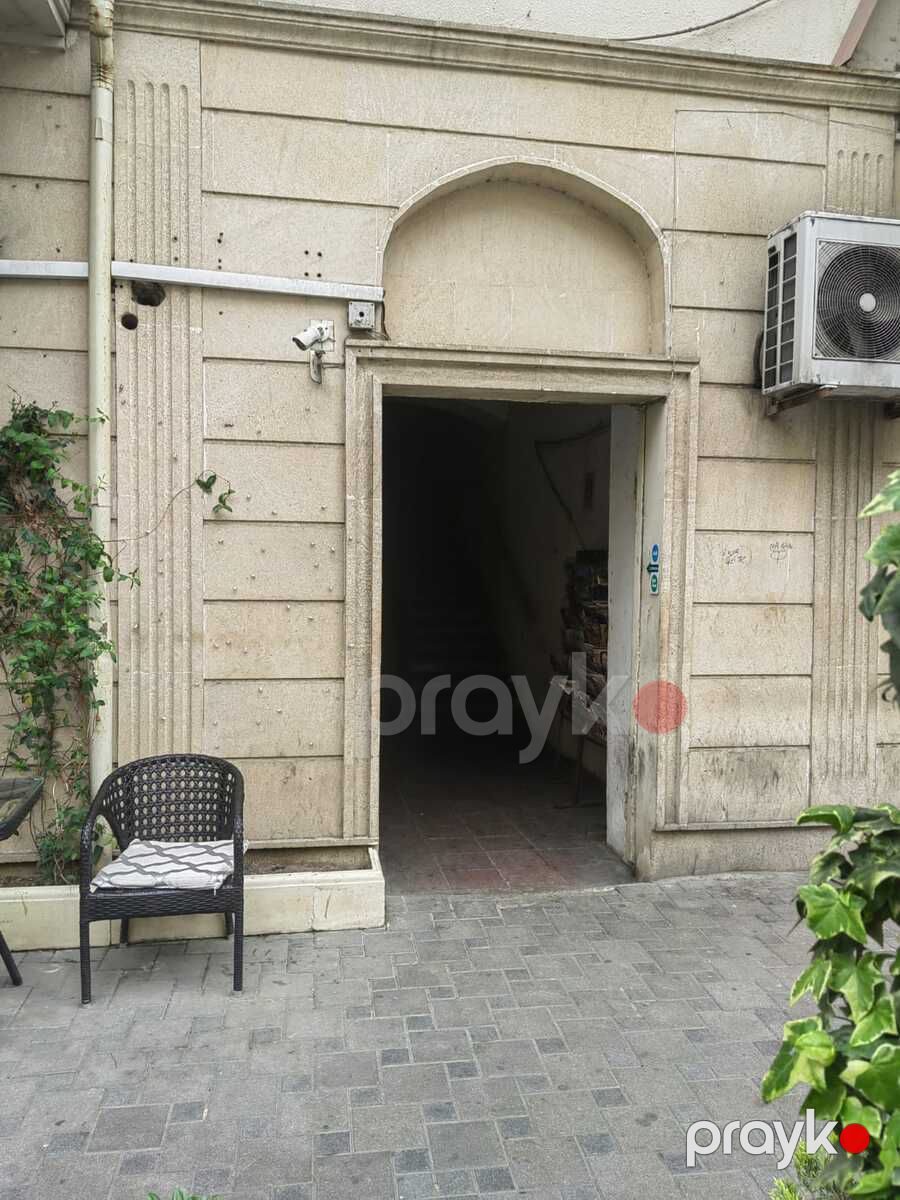 Satılır 3 otaqlı köhnə tikili 71 m² — Mənzil, Bakı (2)