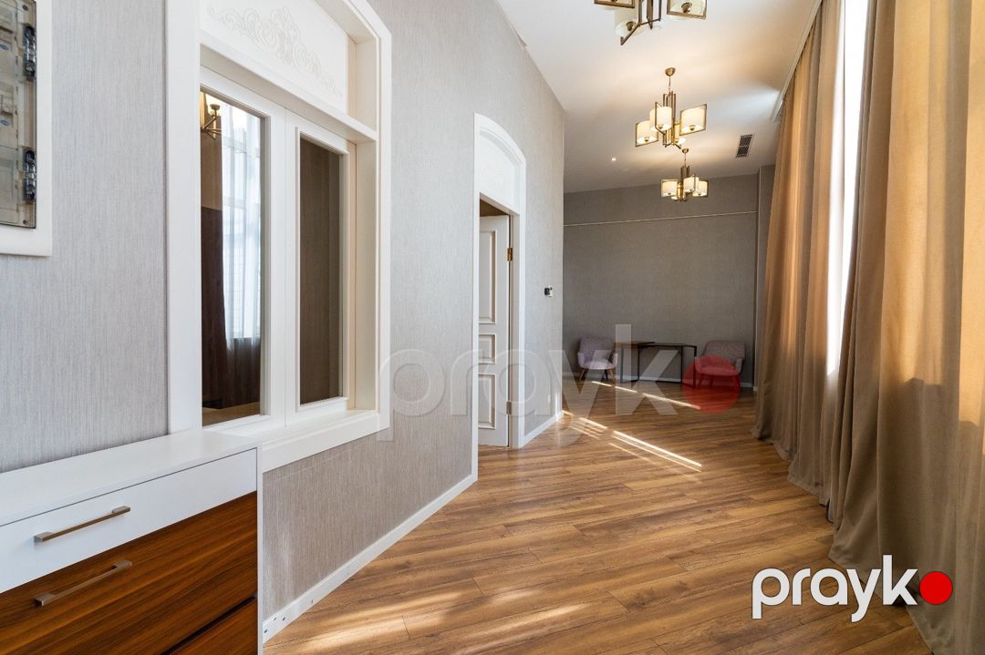 İcarəyə verilir 2 otaqlı köhnə tikili 131 m² — Mənzil, Bakı (8)