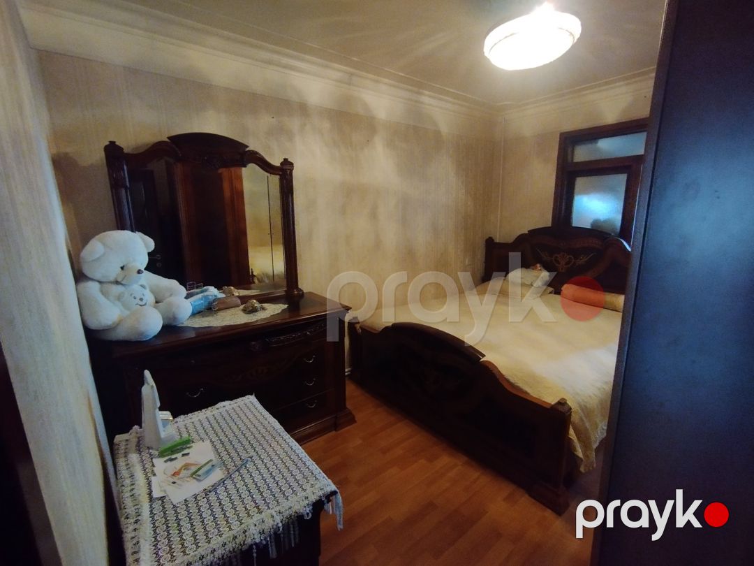 Satılır 4 otaqlı köhnə tikili 100 m² — Mənzil, Bakı (12)