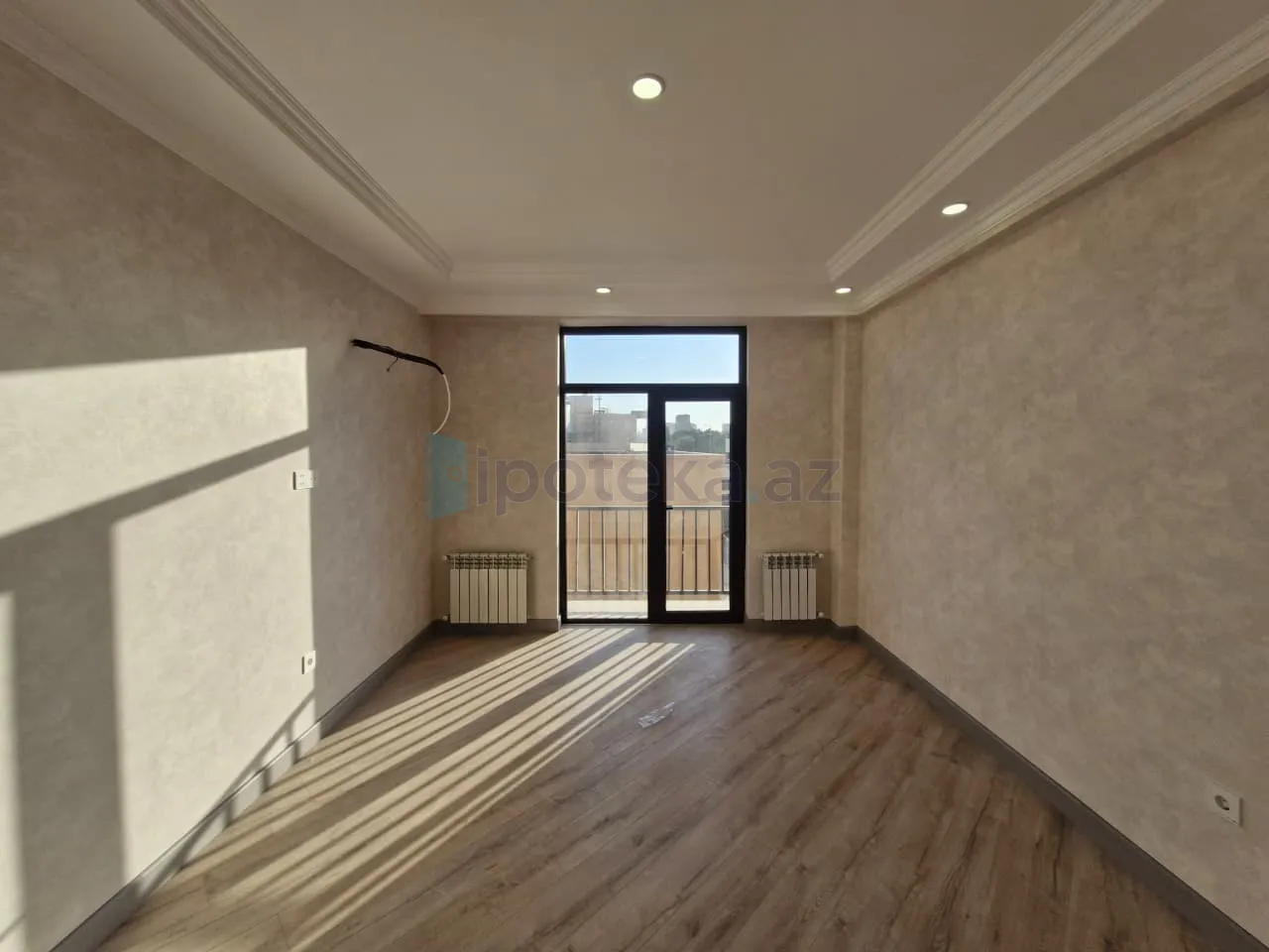 Satılır: 2 Otaq, Yeni tikili, Binəqədi r., 7-ci mkr q., 82.00 m² — Azad