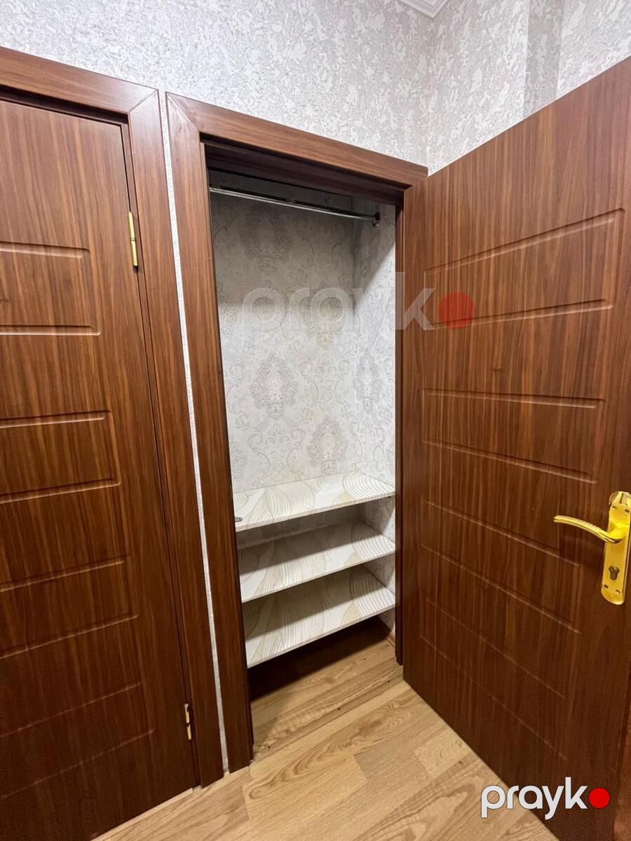 Satılır 4 otaqlı köhnə tikili 100 m² — Mənzil, Bakı (9)