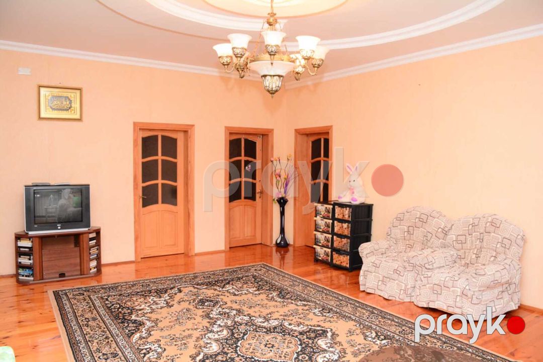 Satılır 6 otaqlı həyət evi/bağ evi 200 m² — Ev, villa, Bakı (8)