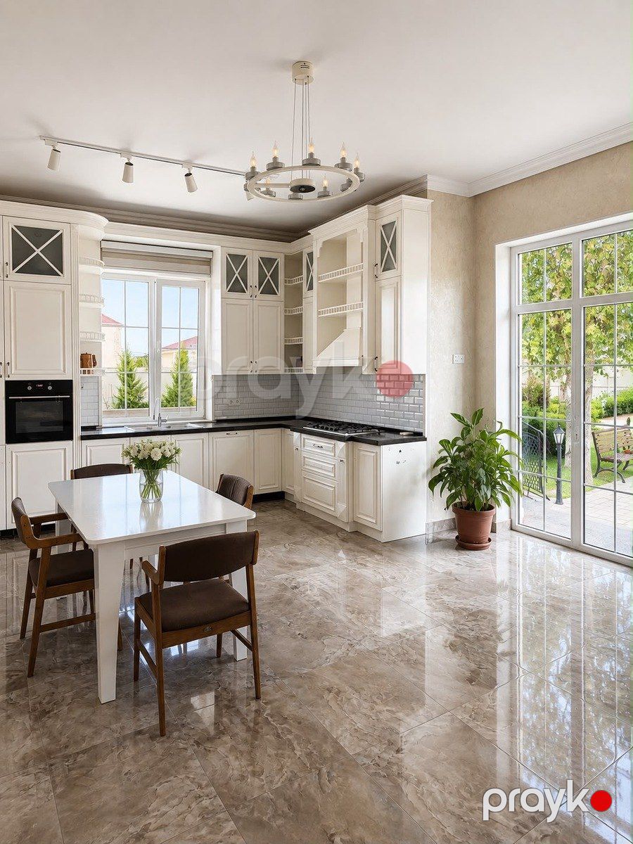 Satılır 5 otaqlı həyət evi/bağ evi 300 m² — Ev, villa, Bakı (12)