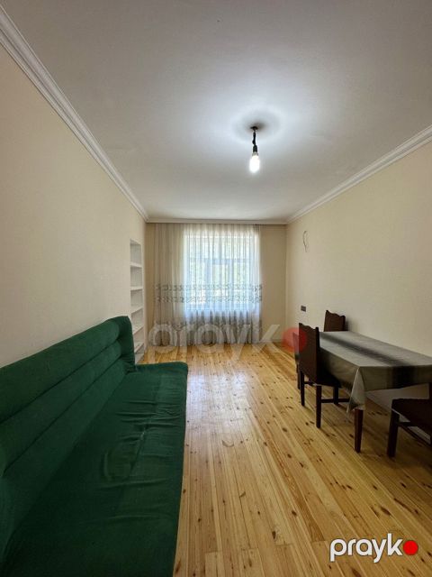 Satılır 2 otaqlı köhnə tikili 55 m² — Bakı
