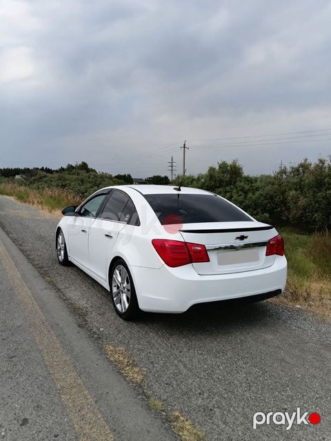 Chevrolet Cruze sedan – ağ rəngdə — Masazır
