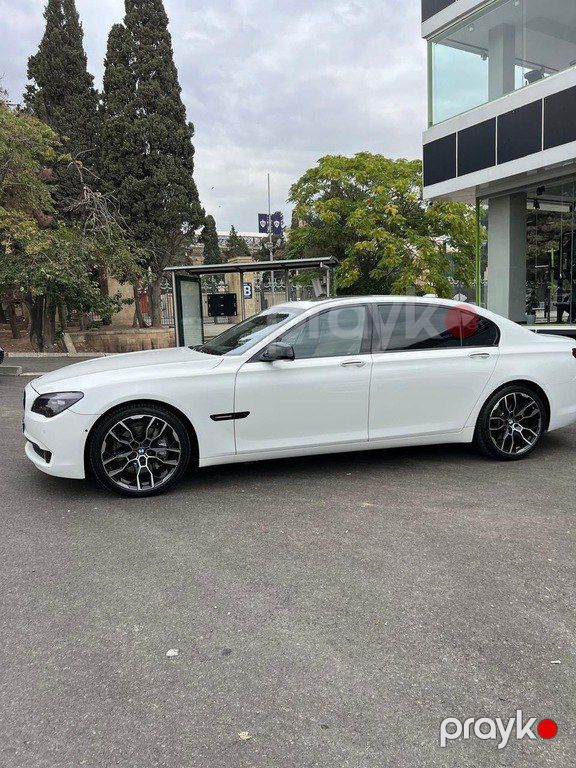 BMW 740, 3.0 L, 2009 il, 81 000 km — Avtomobillər, Bakı (3)