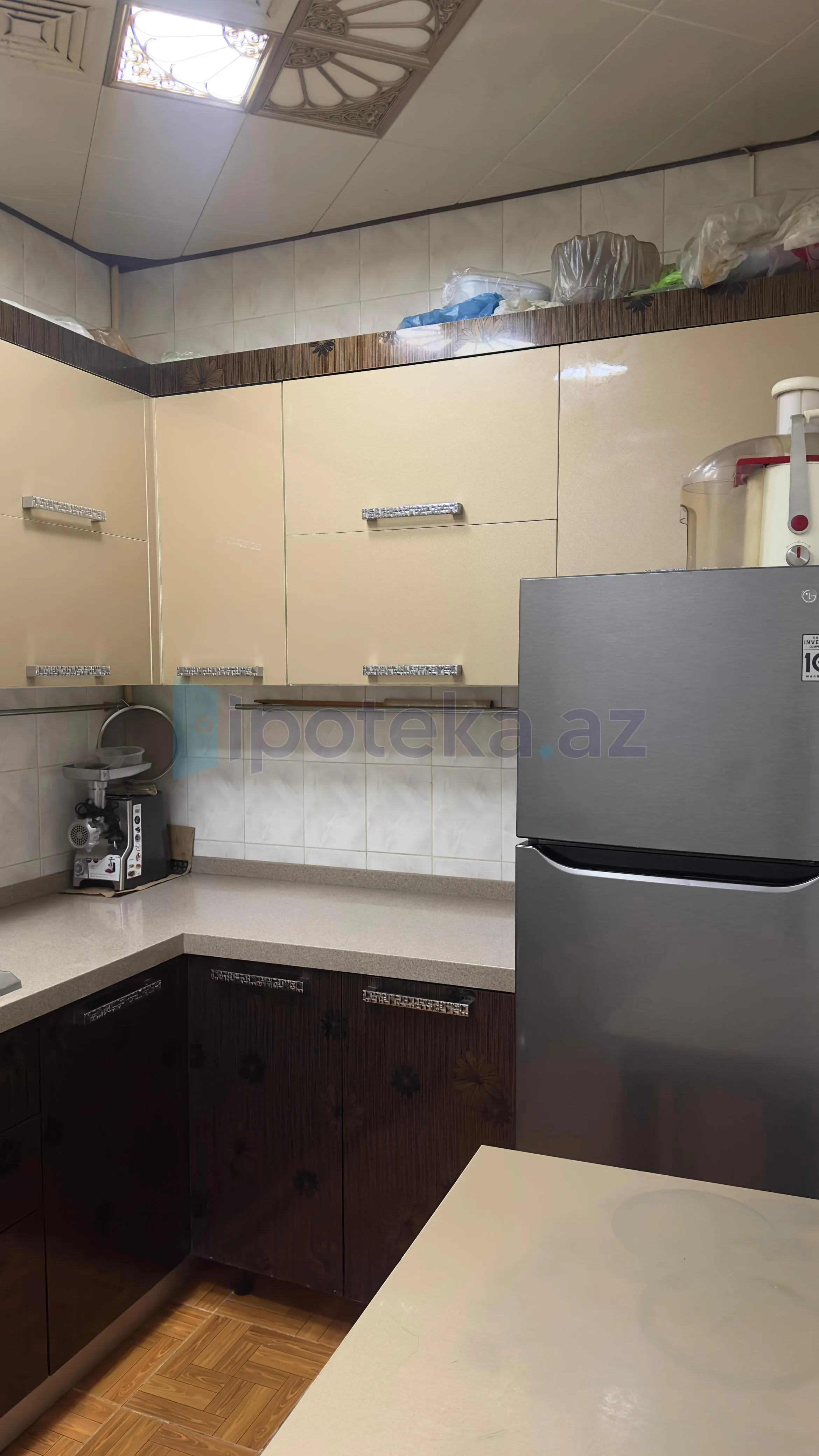 Satılır: 3 Otaq, Köhnə tikili, Səbail r., 100.00 m² — Mənzil (6)