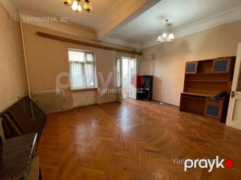 Satılır 3 otaqlı Bina evi menzil (Köhnə tikili), 75 m², Nərimanov rayonu — Bakı