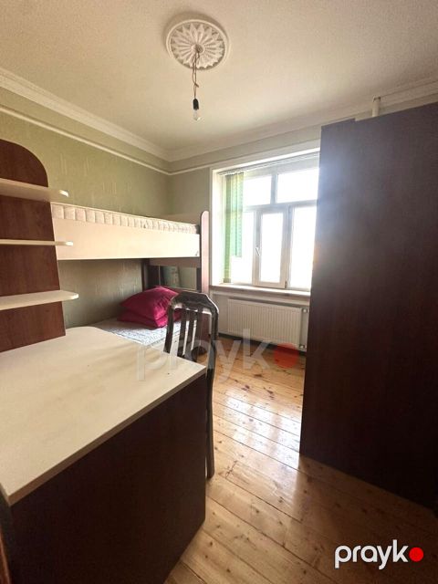 İcarəyə verilir 3 otaqlı köhnə tikili 80 m² — Bakı