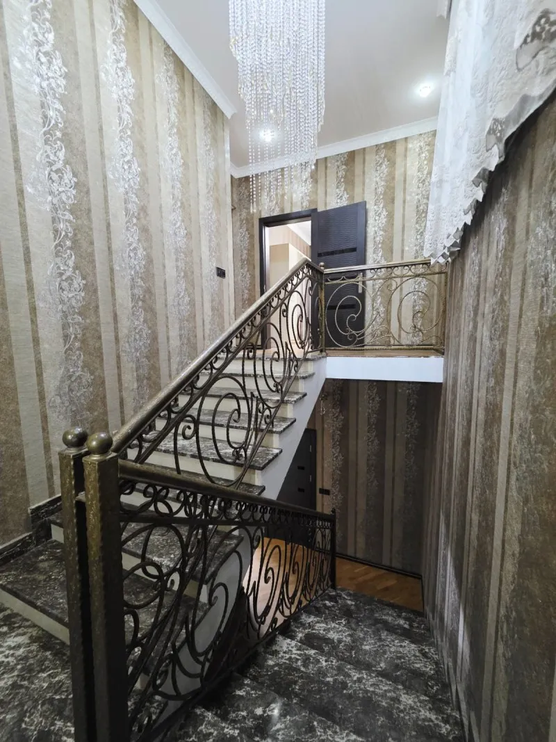 Şağan, 6 otaqlı Həyət evi satılır - 350 m², 2 mərtəbə, 7.1 sot — Ev, villa, Bakı (9)