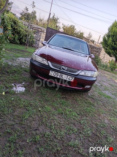 Opel Vectra: 2 l 1998 il Sedan — Balakən