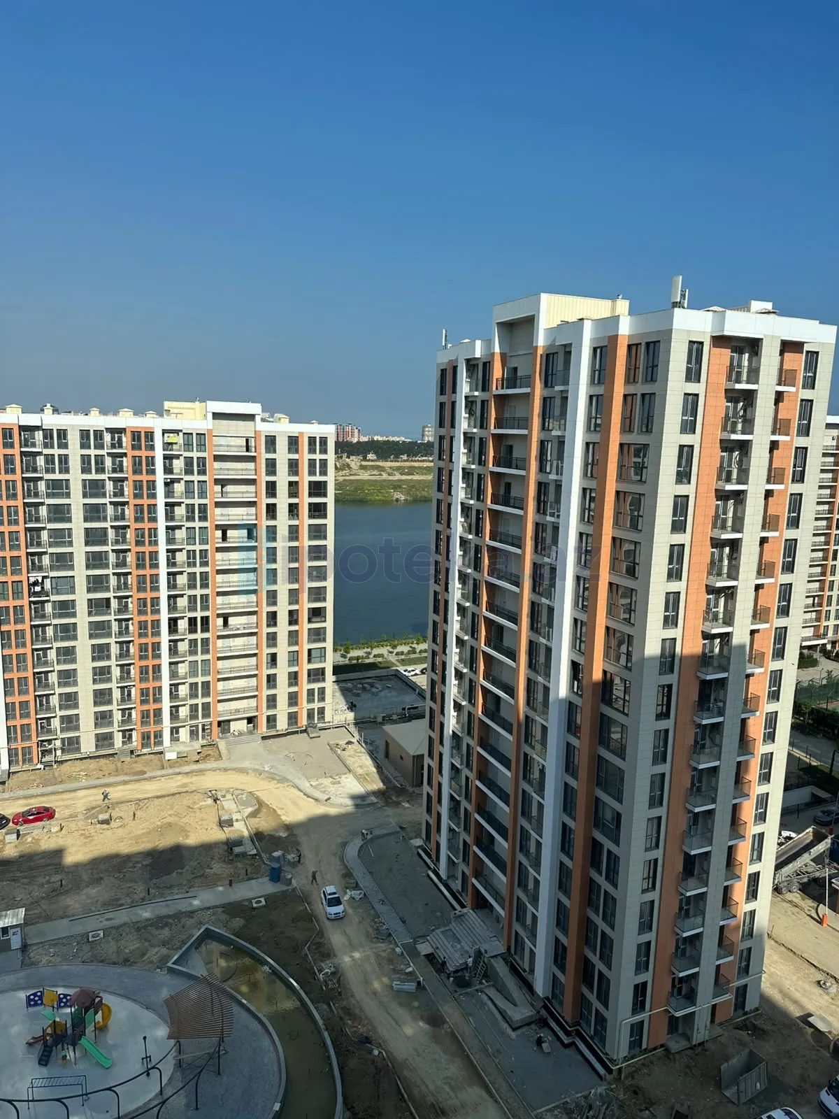 Satılır: 3 Otaq, Yeni tikili, 97.00 m²
