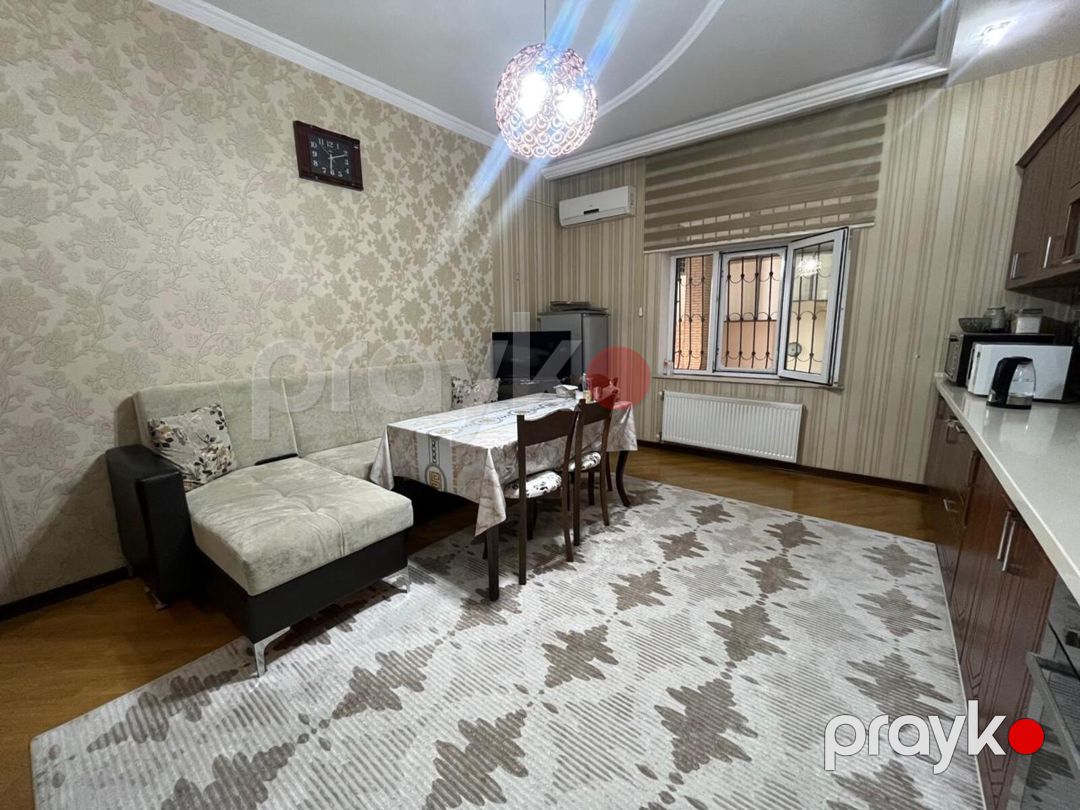 Satılır 5 otaqlı həyət evi/bağ evi 300 m² — Ev, villa, Bakı (7)