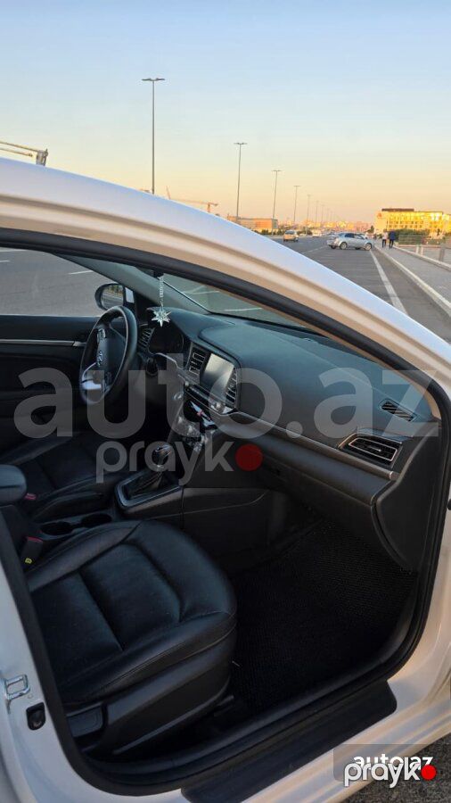 Hyundai Avante, 2018 — Avtomobillər, Bakı (12)