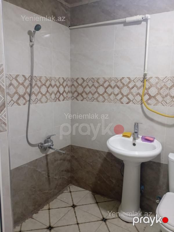 Satılır 1 otaqlı Bina evi menzil (Köhnə tikili), 32 m², 3-cü mikrorayon — Mənzil, Sumqayıt (8)