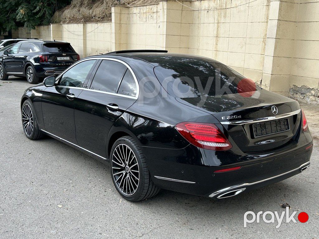 Mercedes E 220 d, 2.0 L, 2018 il, 204 000 km — Avtomobillər, Bakı (5)