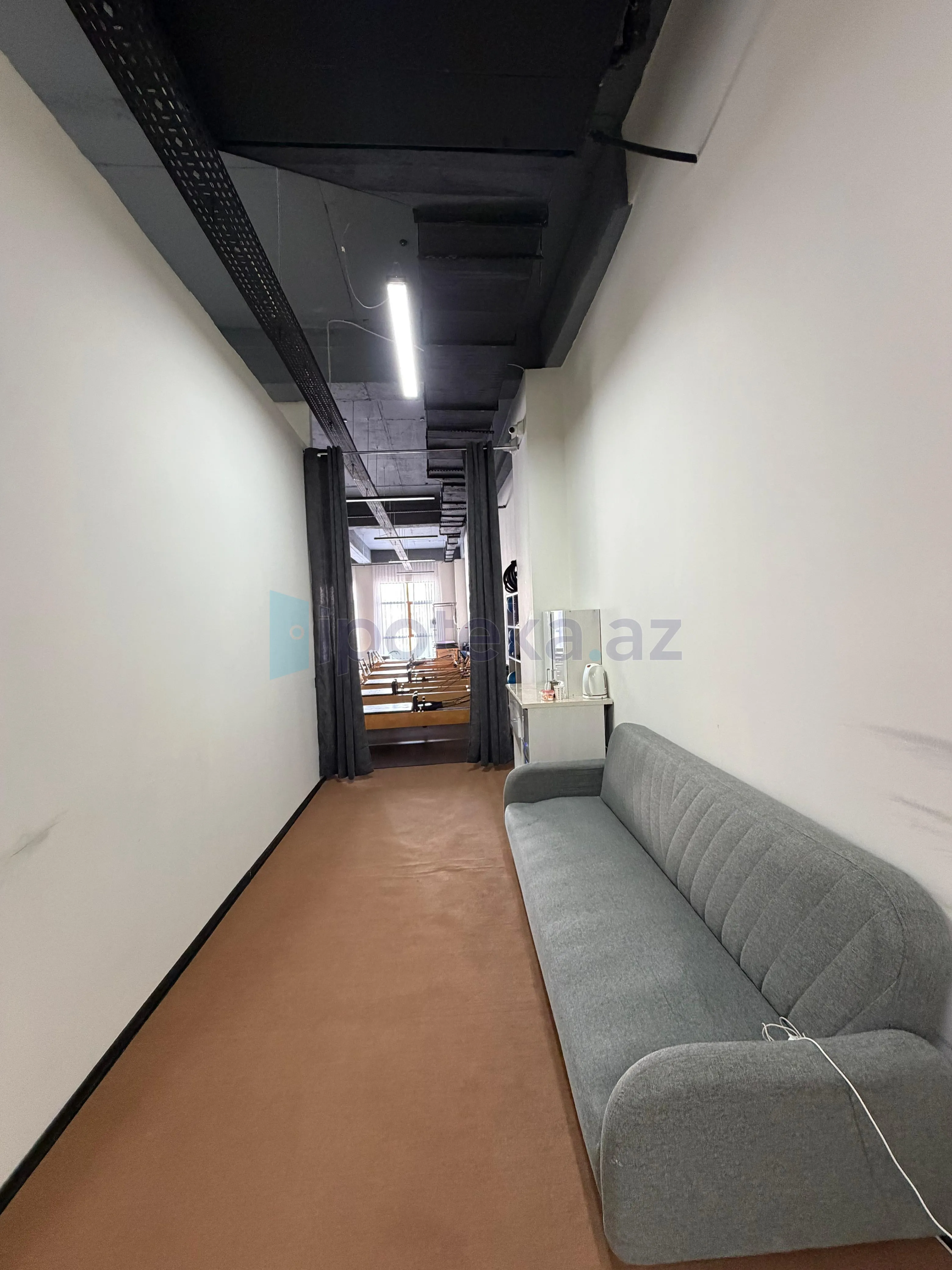 1 Otaq, Ofislər, Nəsimi r., 131.00 m² — Ofis, Bakı (5)
