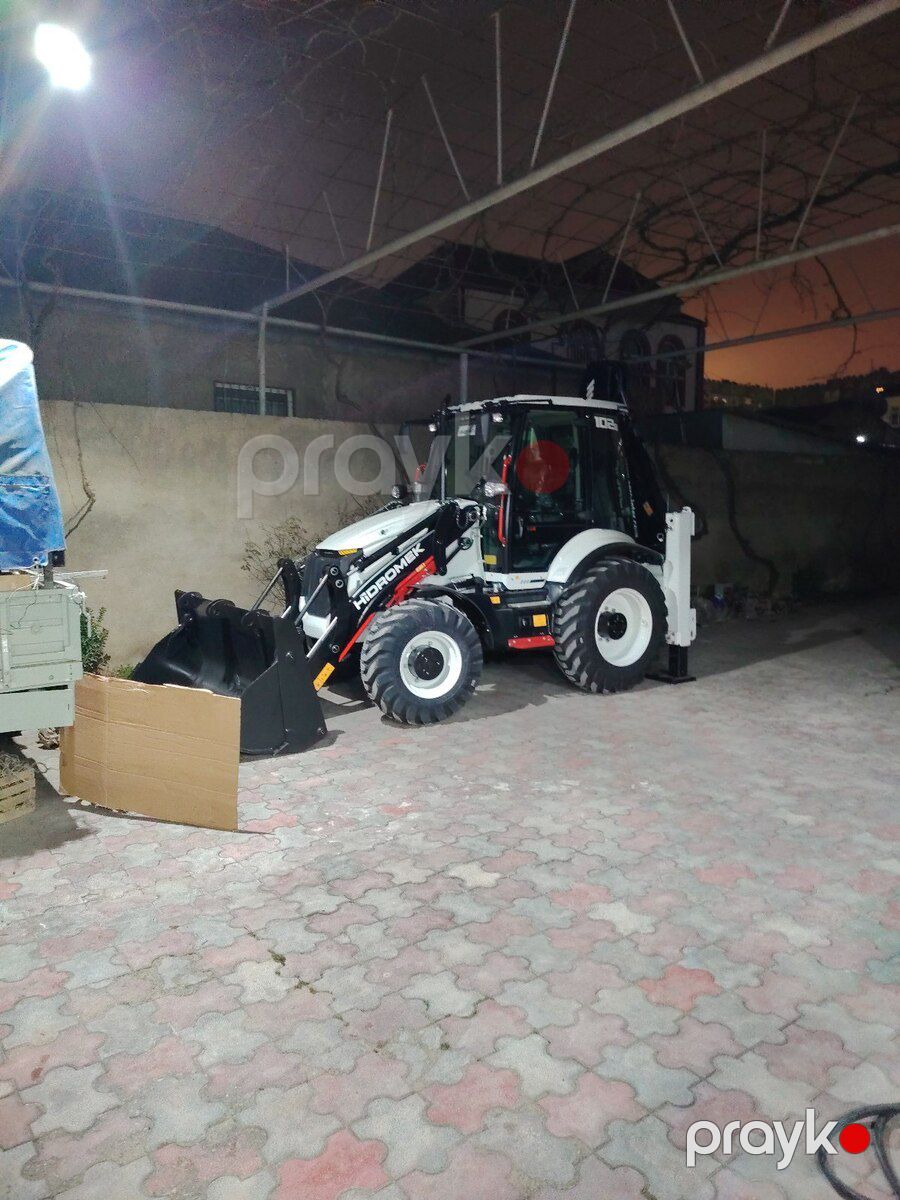 Bekoloder Hidromek, 2026 il icarəsi — Avtomobil icarəsi, Bakı (2)