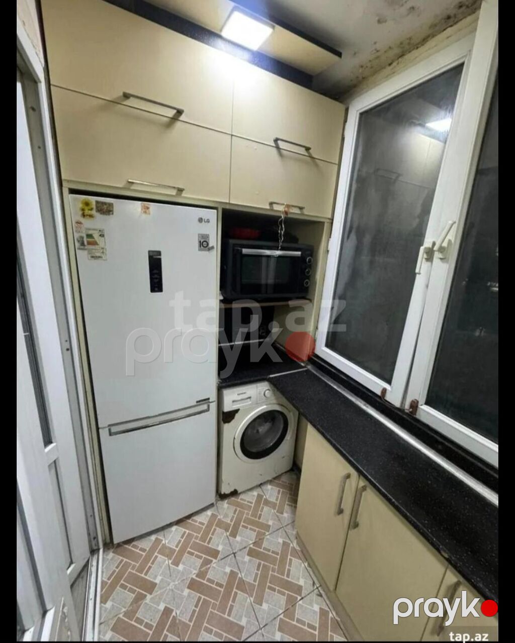 Salam insatcilar metrosuna 2deq mesafedeqaz,isi,su,wifi var — Mənzil, Bakı (5)