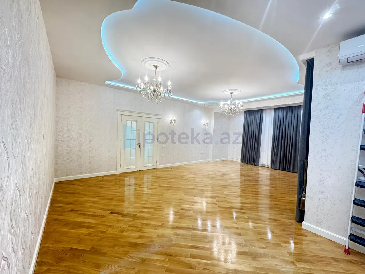 Satılır: 4 Otaq, Yeni tikili, Binəqədi r., 8-ci mkr q., 156.00 m² — Mənzil, Bakı (2)
