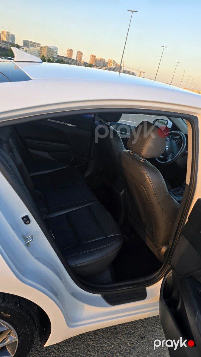 Hyundai Avante, 2018 il — Avtomobillər, Bakı (11)
