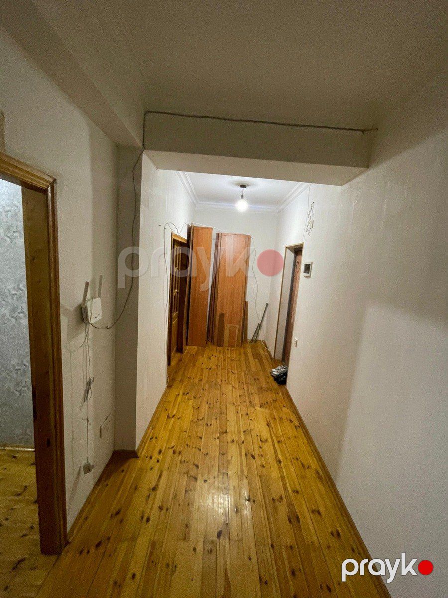 Satılır 1 otaqlı köhnə tikili 58 m² — Mənzil, Bakı (10)